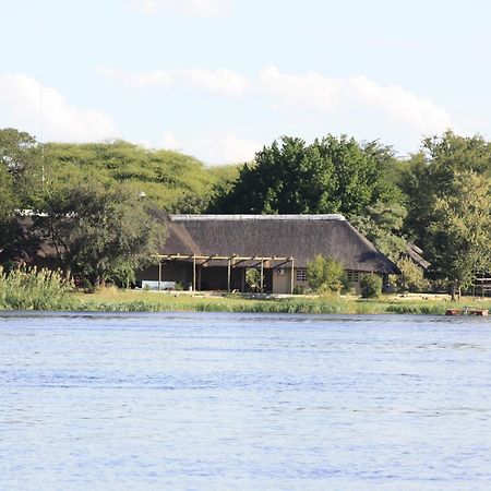 Big 5 Toro Lodge Kasane Eksteriør billede
