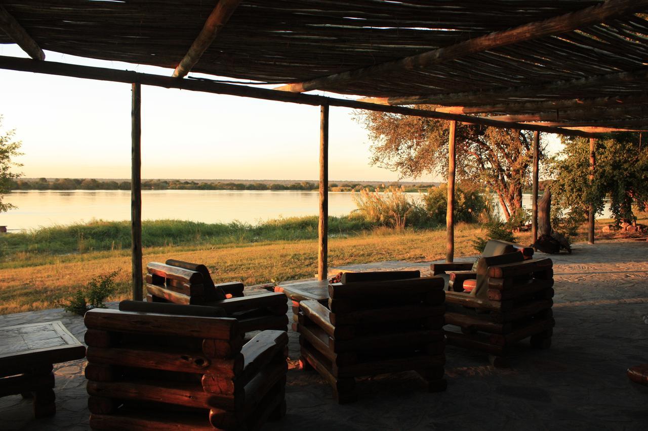 Big 5 Toro Lodge Kasane Eksteriør billede